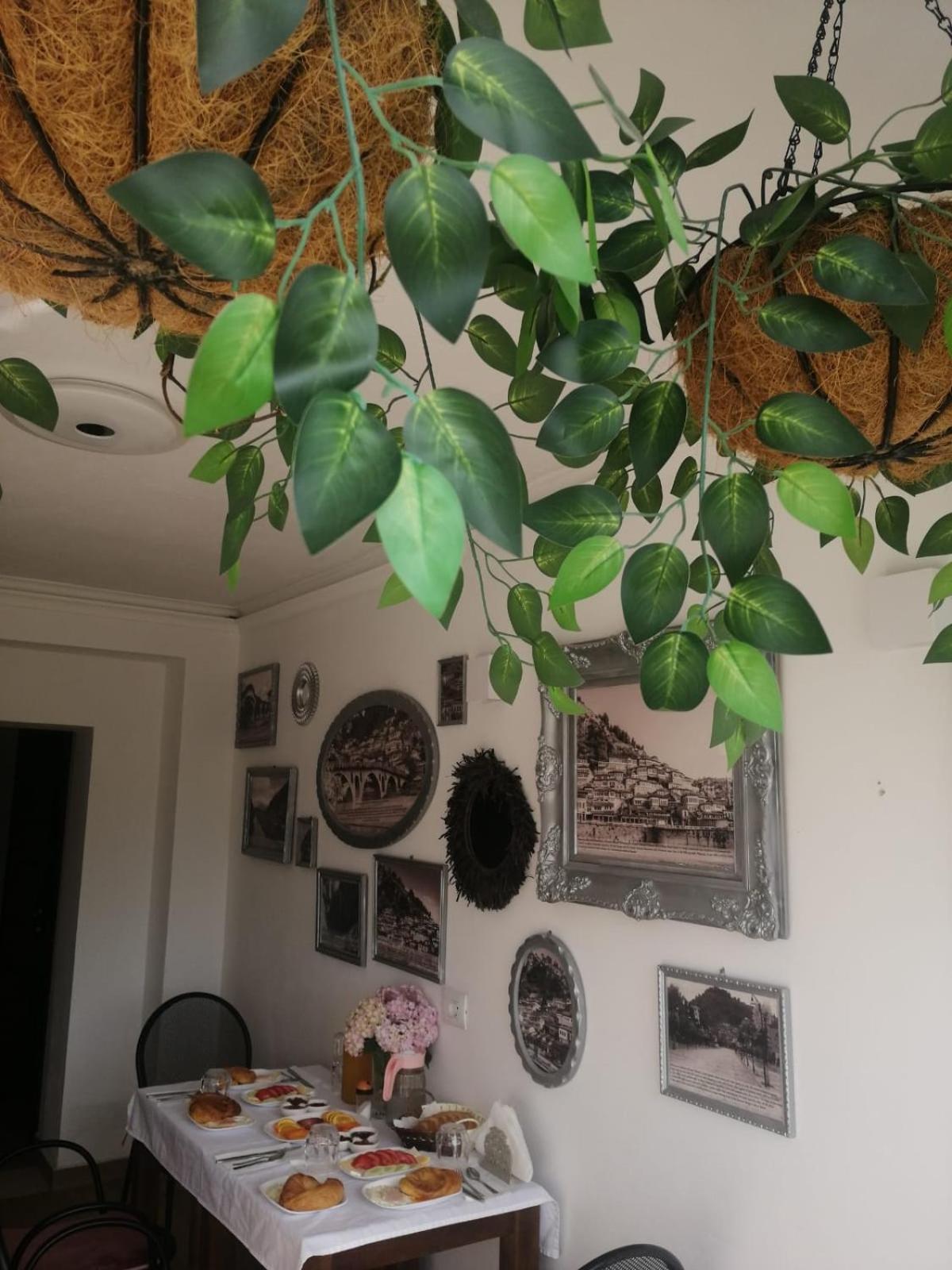 בראט Vila Fatos Qama מראה חיצוני תמונה